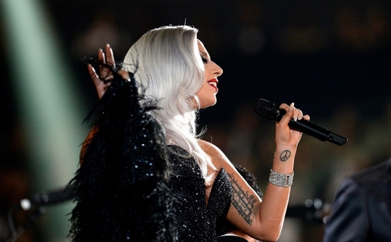 欧美一周：Lady Gaga在搞什么名堂？